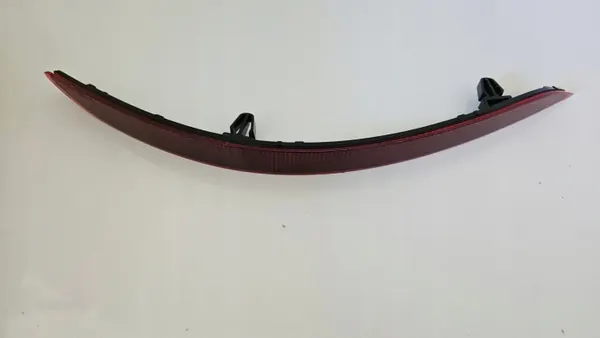 VW Golf 8 bakstötskåpsreflektor höger OEM 5H9945106 image 2