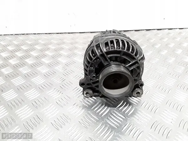 2000 Volvo V70 Vaihtovirtageneraattori 2500tdi OEM 9459093 image 2