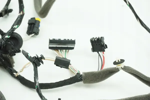 Vasemman etuoven asennus Renault Laguna III image 4