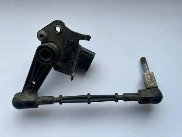 Sensor de nível traseiro direito Audi Q7 2016-2026 4M0941310G image 2