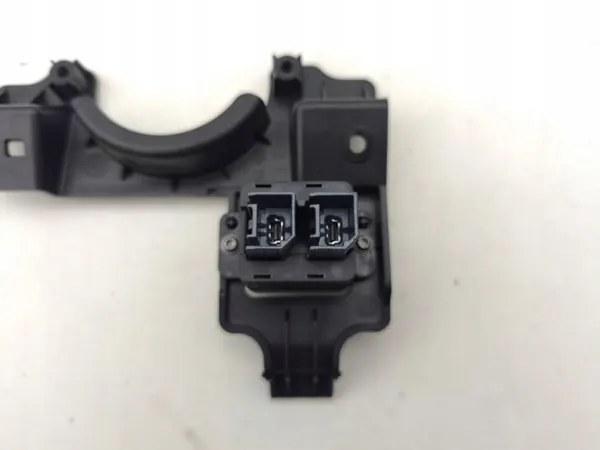 Tesla Model S USB-port OEM 100924500D - Begagnad image 6