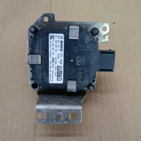 ACC-Radarsensor OEM 8W0907541C für Audi A4 A5 B9 image 3
