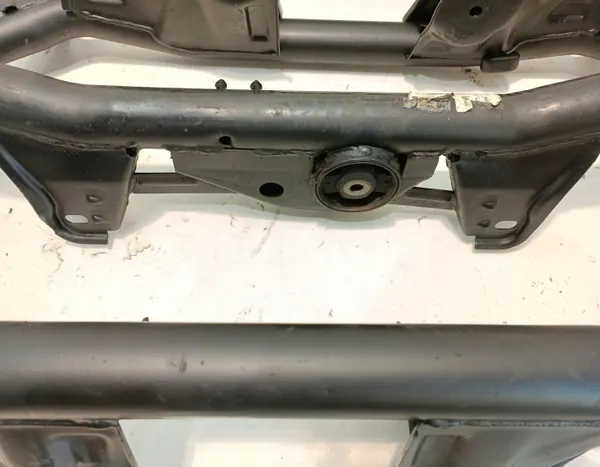 OEM 0123456 Hinterachsfederbein Nissan X-Trail T30 image 5