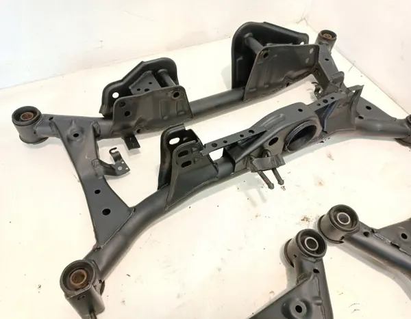 OEM 0123456 Hinterachsfederbein Nissan X-Trail T30 image 7