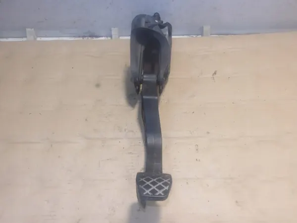 Kopplingspedal OEM 1K1721059 för Audi A3 8P 1.6B image 3