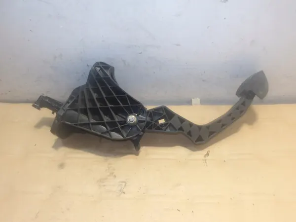 Kopplingspedal OEM 1K1721059 för Audi A3 8P 1.6B image 4