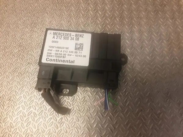 Mercedes-Benz C W204 Injectiecontroller OEM A2129003408 image 2