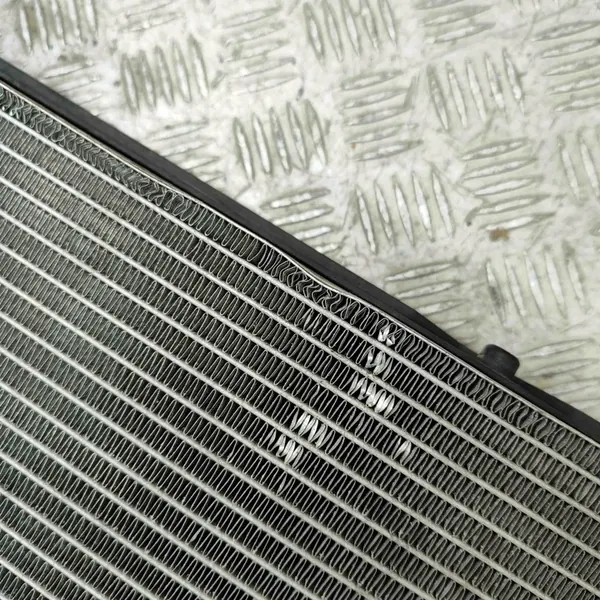 Peças de refrigeração VW Touareg 3.0L 2014 7P0121253A image 8