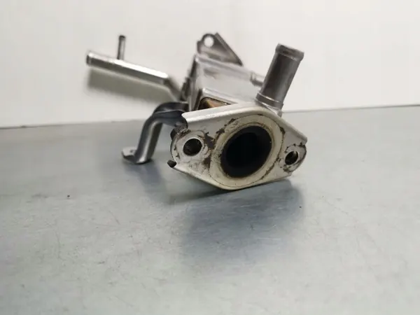 Toyota EGR-jäähdytin OEM FBZ6844 Auris E180 2014 image 4