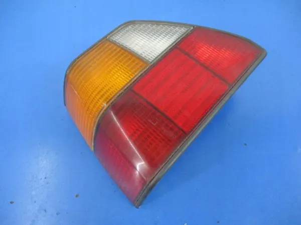 VW GOLF 2 II HB Vänster Bakljus Original Saturnus image 2