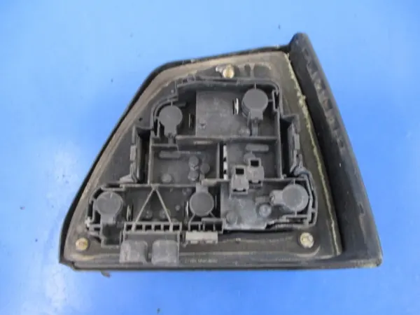 VW GOLF 2 II HB Vänster Bakljus Original Saturnus image 3