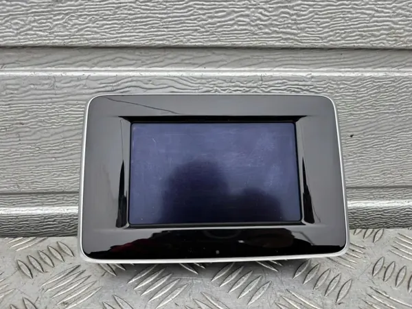 Mercedes A-klass W176 radiodisplay OEM A2469001203 image 2