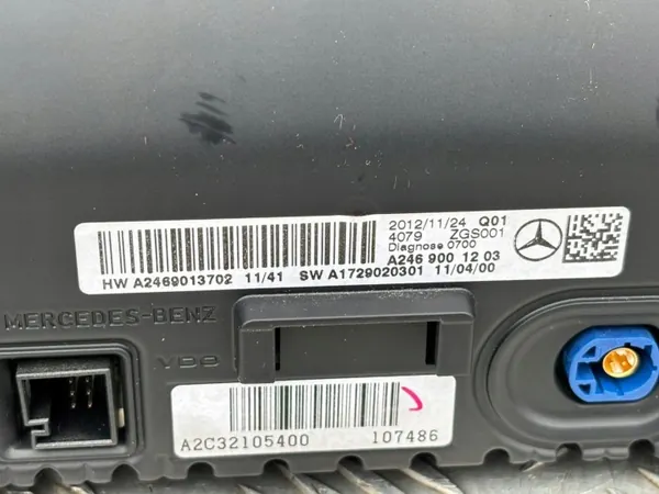 Mercedes A-klass W176 radiodisplay OEM A2469001203 image 3