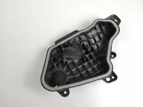 Tampa farol Audi E-tron GT OEM 12010020040 image 3