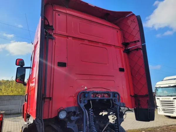 Scania Topline Kabine mit Breitem Hebel - Gebraucht image 3