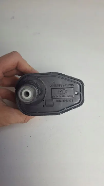Motor ajustador farol VW T4 OEM 165941295 image 3