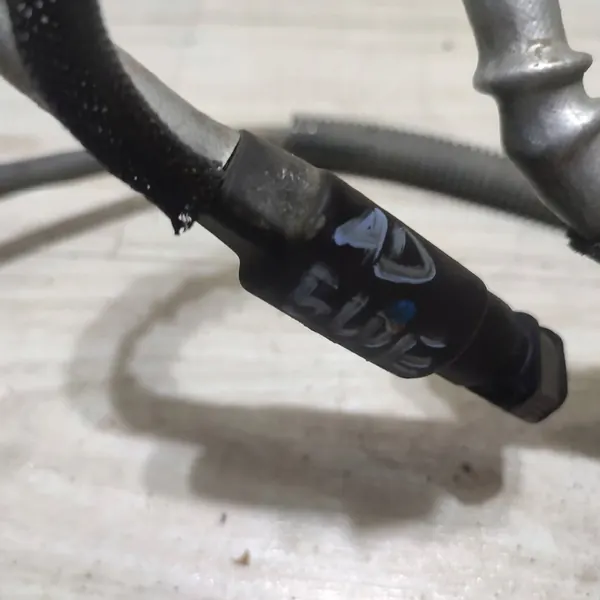 Tuyau AdBlue Peugeot Rifter image 4