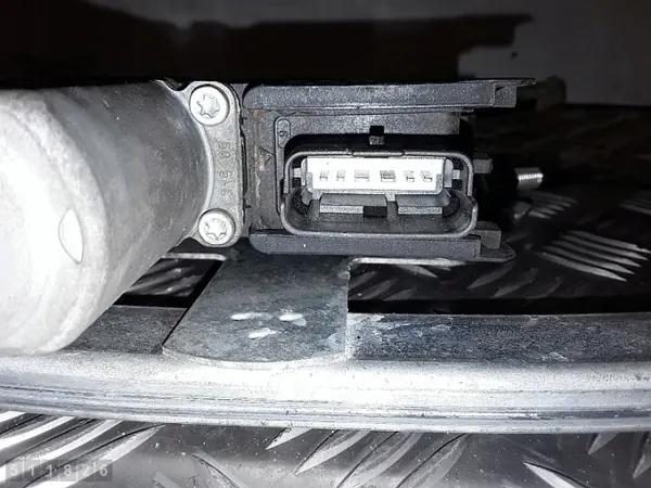 Régulateur de vitre Citroen C5 OEM 128000782 image 6