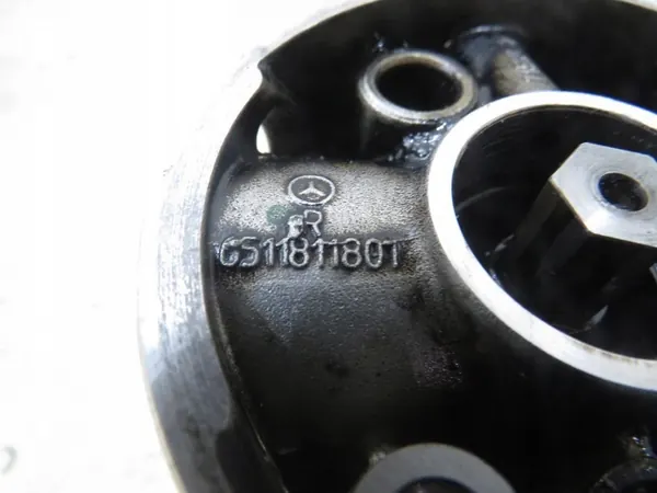Pompe à huile OEM 6511811801 pour Mercedes 2.2 CDI image 3
