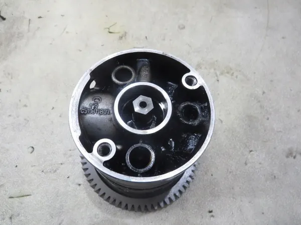 Pompe à huile OEM 6511811801 pour Mercedes 2.2 CDI image 4