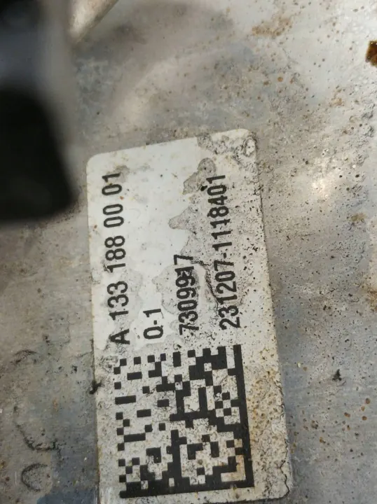 Boîtier Filtre à Huile OEM 1391801400 Mercedes CLA image 5