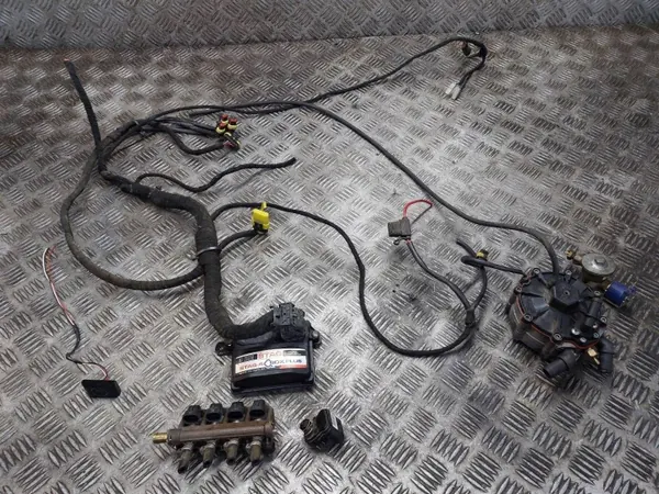 Kit LPG OEM 67R-014903 avec Stag QBOX Plus & PS-04 image 2