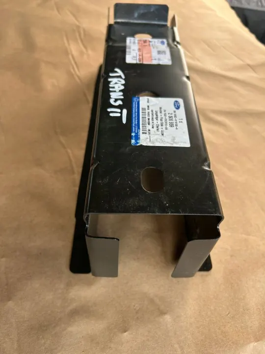 KK31V107K10 Ford Transit MK8 L4H3 Support de Renfort image 3
