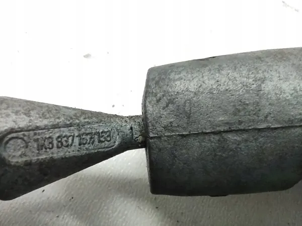 OEM 1K8837167 Dörrlåsfläpp Infällning Vänster VW Scirocco image 3