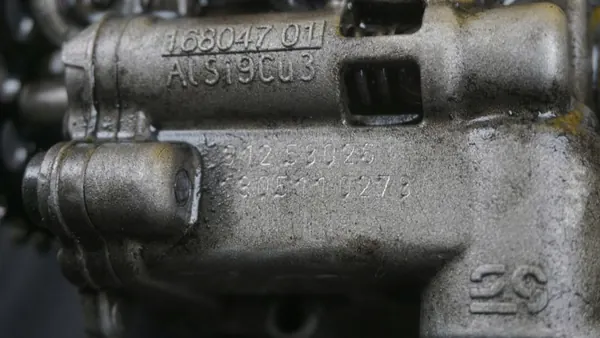 Bomba de aceite OEM D5204T3 para Volvo V60 S60 XC70 2.0 D3 D4 image 5