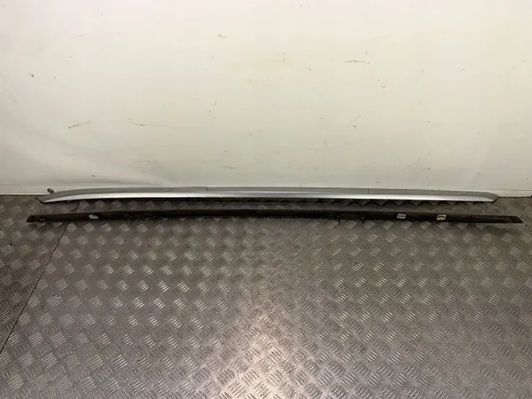 Subaru Legacy dakdragers OEM FBZ25029 - Gebruikt image 2