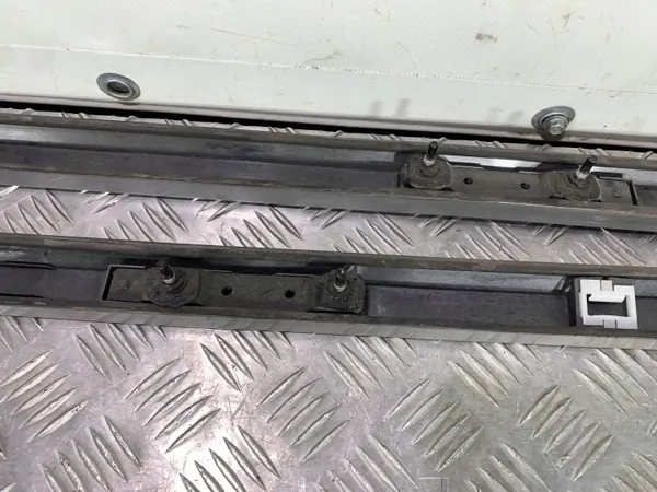 Subaru Legacy dakdragers OEM FBZ25029 - Gebruikt image 8