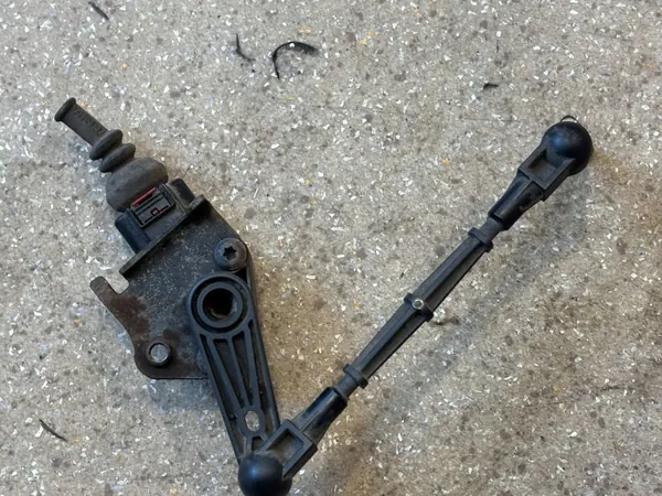 Niveausensor OEM 4M0941310K für Audi Q7 4M Lift image 8