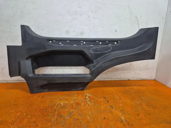 SCANIA R 17 - Degrau esquerdo 2418447 image 1