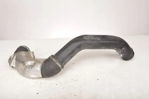 VOLVO Ansaugrohr 3.0T6 30636612 30636611 image 2