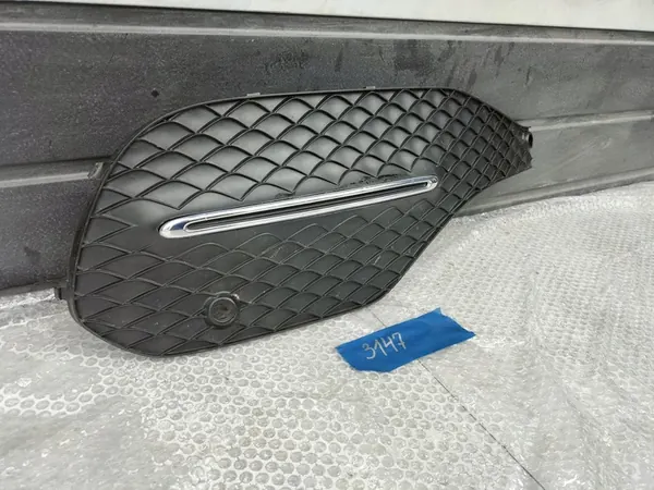 MERCEDES GLE W167 COUPE REJILLA DELANTERA A1678858802 image 2