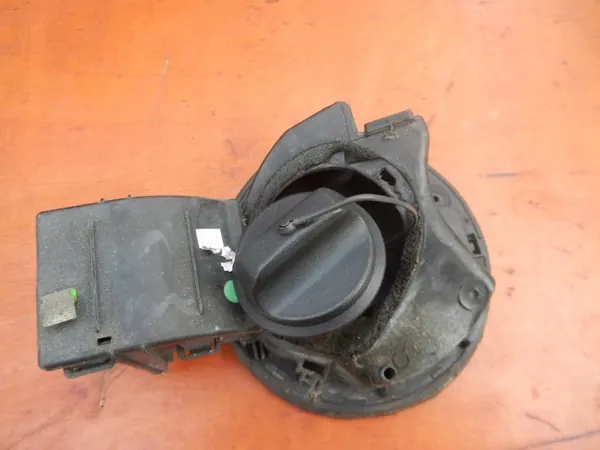 Polttoainekansi OEM Klapka wlewu paliwa CLIO 4 lift image 6