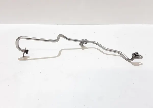 2014 Volkswagen Golf VII Turboahtimen vesiputki 04E145140E image 3