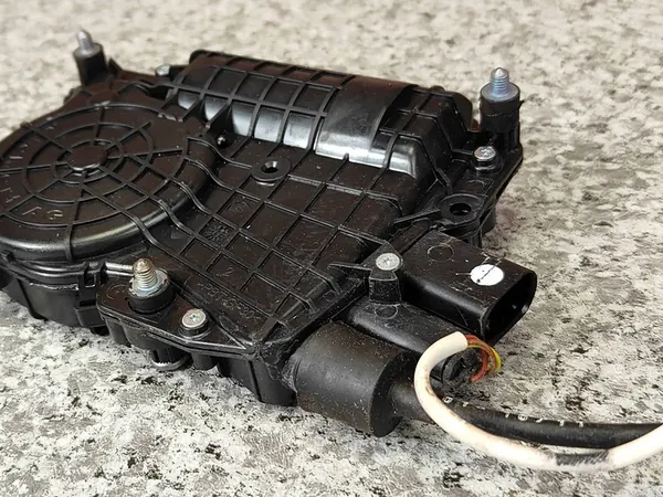 BMW F10 F11 Hintere Rechte Türschloss Soft Close 7154516 image 7