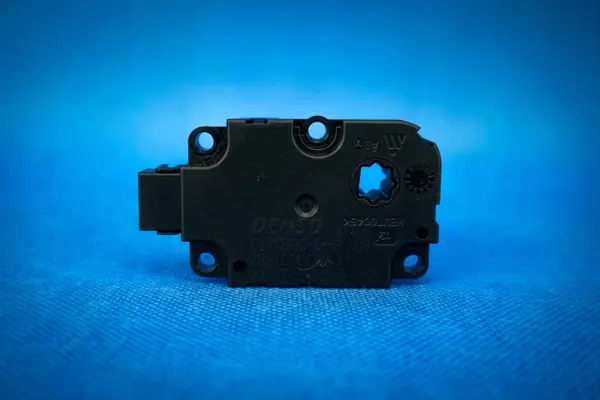 Lämmittimen moottori OEM 4H0820511E Audi A6 A7 A8 image 2