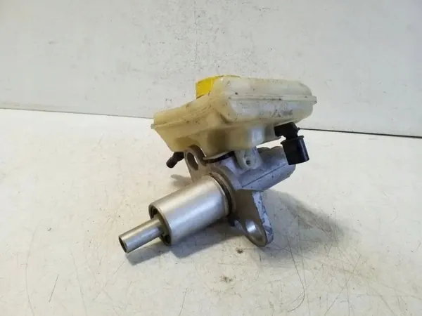 Cylindre de frein Audi OE d'occasion OEM 320670094 image 3
