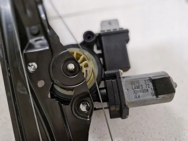 Regulador de janela dianteira esquerda FIAT DOBLO 2 II COMBO D OEM 52063785 image 9