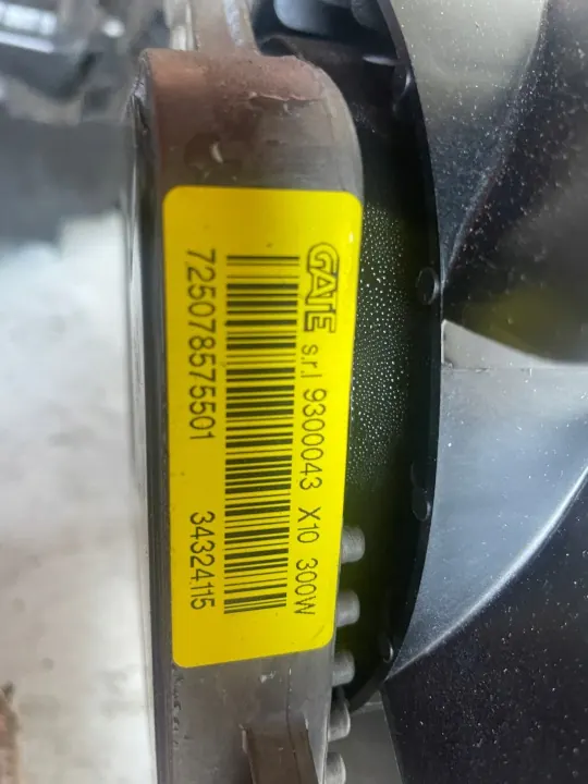 Radiatorventilator Renault ZOE OEM 214818864R - Gebruikt image 4