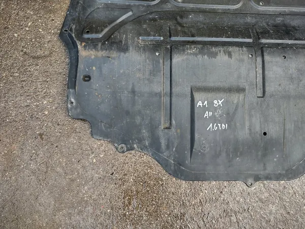 Engine Cover 6R0825235E Fabia II Polo 6R Ibiza 6J A1 8X image 2