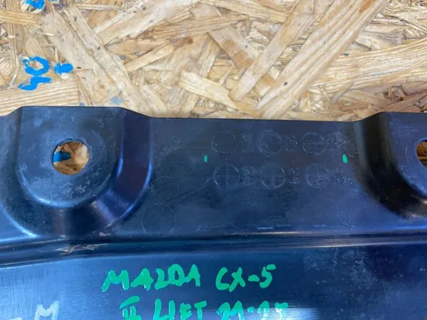 Mazda CX-5 II 2 KF Lift Främre Höger Skärm image 10