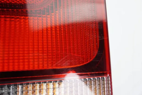 Lámpara Trasera Derecha VW Amarok 2H1945096F image 3