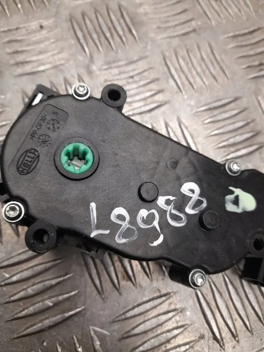 Motorhuvudlås Tesla MODEL S 2015 100354900D image 3