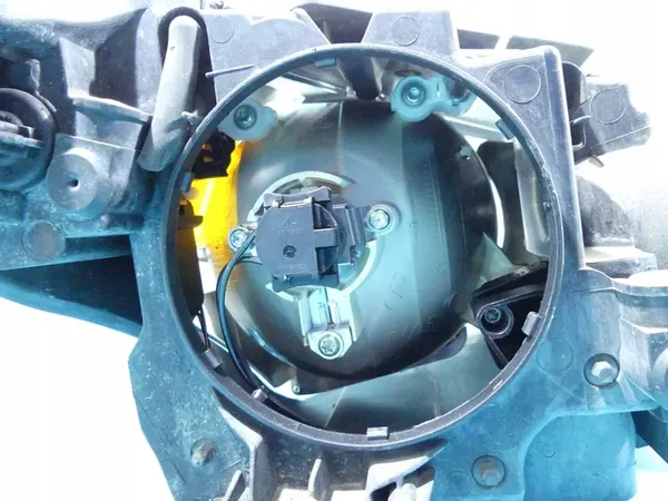 Vasen Ajovalot VW Passat CC 08-12 USA image 7