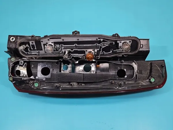 Luz Trasera Izquierda Fiat Doblo II 14- OE image 6