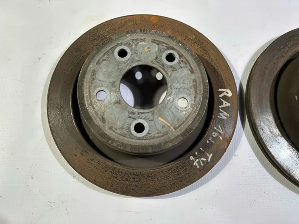 OEM 50383361 Bakre bromsskivor för Dodge RAM 1500 image 3