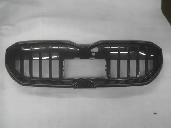 Rejilla BMW 5 G60 G61 OEM 8084674 - Usado image 2